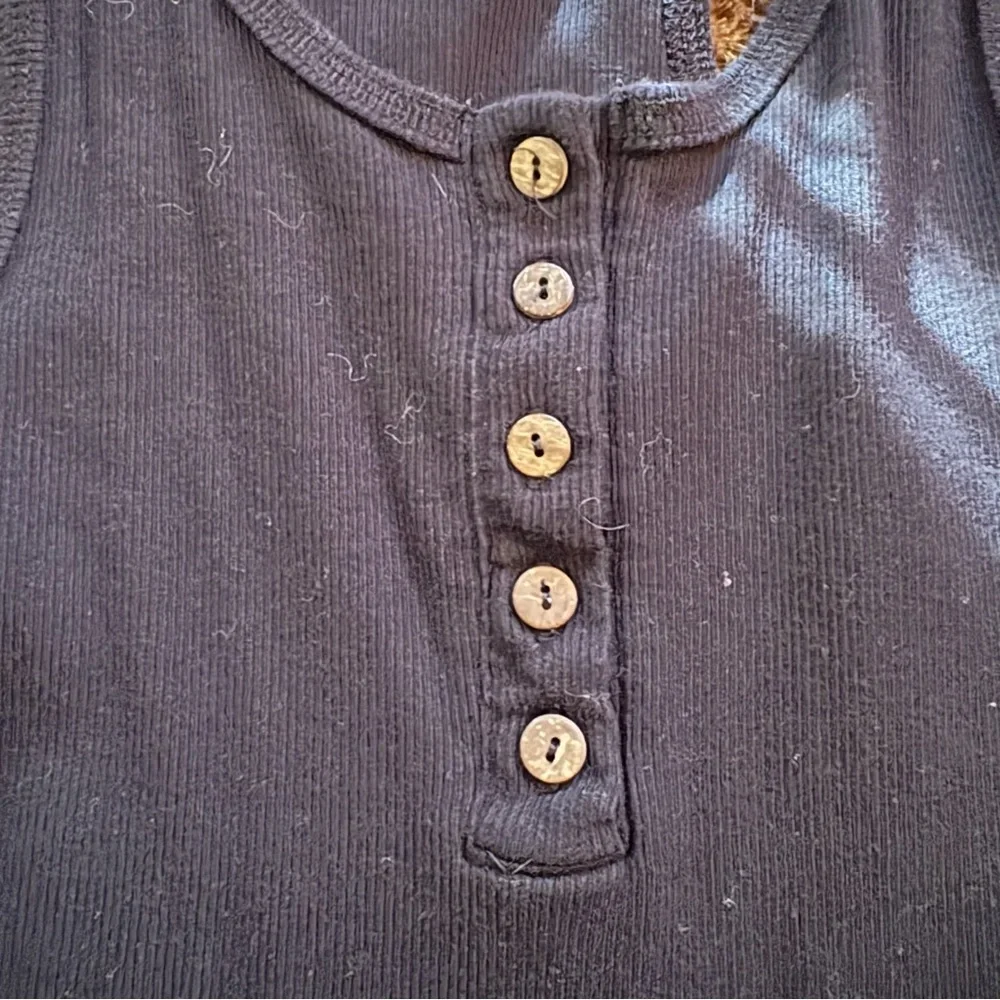 Zenana Outfitters Black Tank Top - Picture 3 of 4